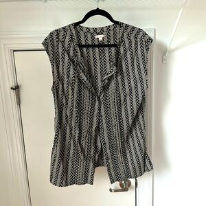 Gap monochrome cotton blouse. Size L. Gently worn.